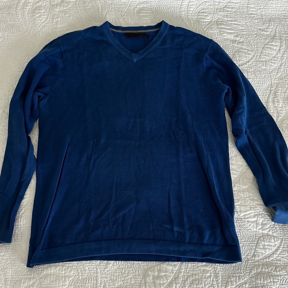 V Neck sweater